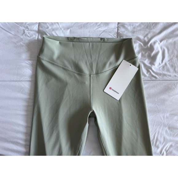New Lululemon Wunder Under SmoothCover High Rise 25" Size 8 Fog Green NWT - Picture 2 of 11